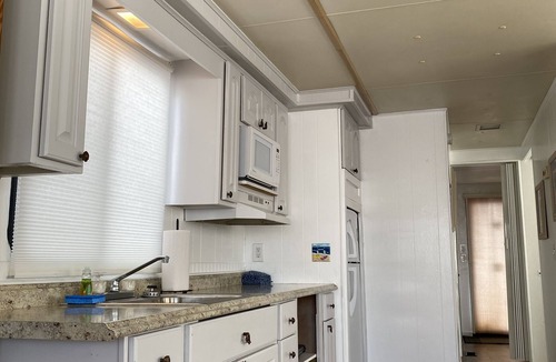 Tavernier Boat Rental | Mangrove Marina and Resort Aqualodge Houseboats