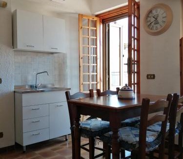 Marta Apartment | Mansarda sul Lago a Marta