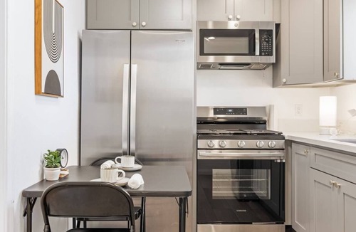 Ontario House | @Marbella Lane - Cozy 2BR in Serenity Haven Escape
