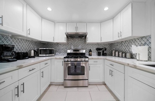West Covina Cottage | Marbella Lane - Serene & Spacious 3BR Haven