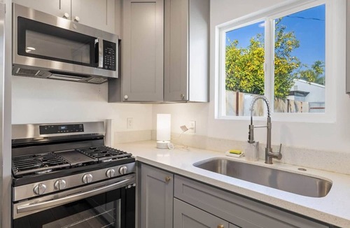 Ontario Cottage | @marbella Lane - Serenity Escape Haven 2BR