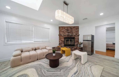 West Covina Cottage | Marbella Lane - Your Cozy Haven 2BR Retreat