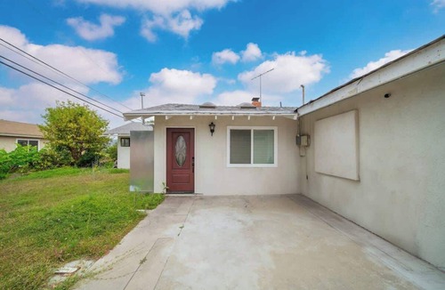 West Covina Cottage | Marbella Lane - Your Cozy Haven 2BR Retreat