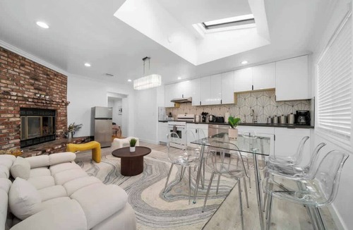 West Covina House | Marbella Lane - Your Cozy Haven 2BR Retreat