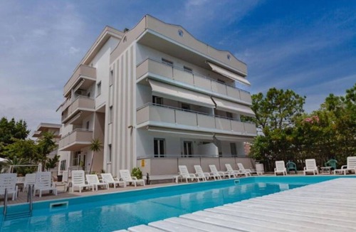 Alba Adriatica Apartment | Marconi Seaside Residence - Trilo 6