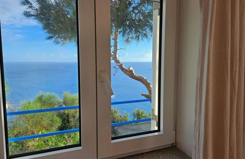 Le Forna Apartment | Maridea Ponza, La Sirenetta.Detached villa with fantastic sea view