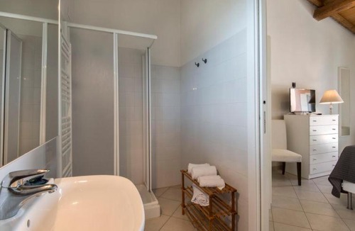 Marina Velca House | Marina Velca Villa Sleeps 24 Pool WiFi
