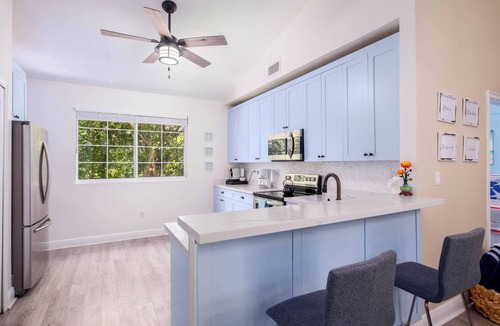 Rock Harbor House | Mariners Club Unit 904, VRNR Luxury Collection, Brand New Completely Remodeled