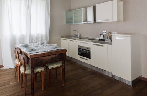 Botteghe di Albinea Apartment | Meraviglioso appartamento con vista mozzafiato a 2 passi dalla città