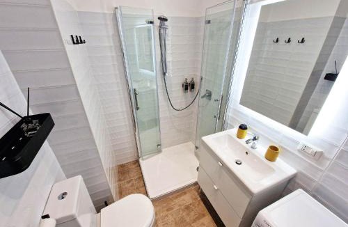 Torre Angela Apartment | Metro C House Roma - Stazione Borghesiana