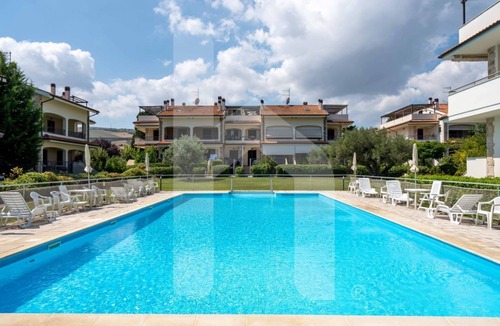 Pineto Apartment | Micaene D06 - Argo - Four-room apartment with balcony