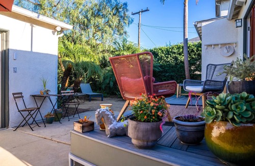 Culver - West House | Minutes from Beach | Designer Furnished + Patio