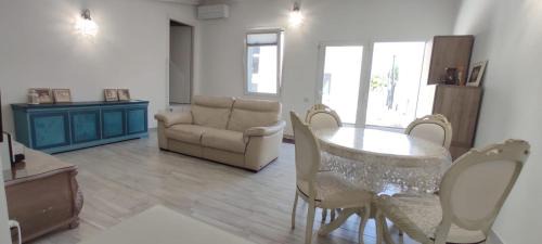 Fosso Ghiaia Apartment | MiraMia