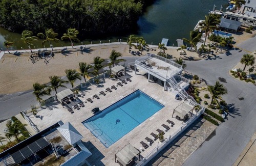 Key Largo Village RV Rental | Mobile Home - RV LOT Calusa Campground