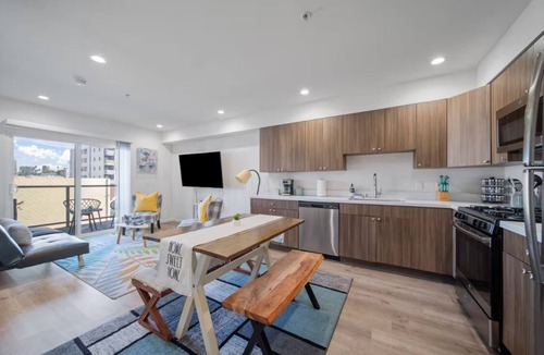 Pico-Union Apartment | Modern 1BR Retreat with Balcony & City Views in Central LA