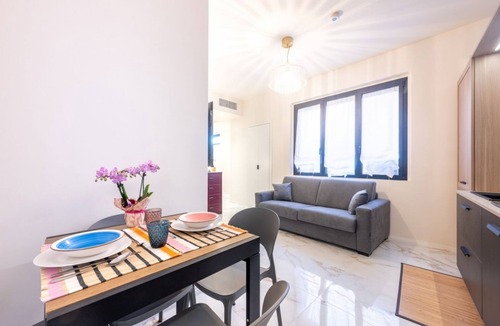 Parma City Centre House | Modern 44 square meters studio apartment (with separate sleeping area), perfect for four people, located on the first floor of a recently renovated 1960s building with elevator (NOT accessible to disabled guests).The property enjoys an excellent location