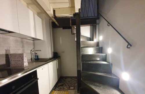 Tricolore Apartment | MODERN AND DESIGN LOFT MILANO CENTER