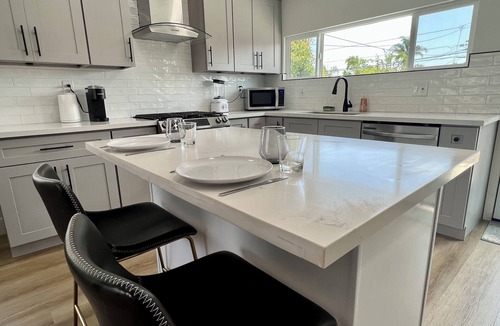 West Athens House | Modern Design SoFi Stadium
