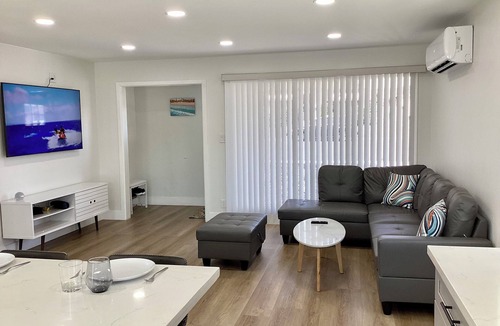 West Athens House | Modern Design SoFi Stadium