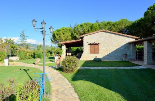 Marsciano House | Modern Holiday Home in Marsciano with Private Pool