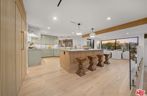 Beachwood Canyon House | MODERN HOLLYWOOD HILLS MANSION | 5 BEDROOMS | VIEWS | BRAND NEW