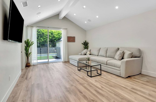 Beverly Grove Villa | MODERN HOUSE IN BEST LOCATION