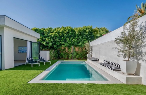 Beverly Grove Villa | MODERN HOUSE IN WEST HOLLYWOOD