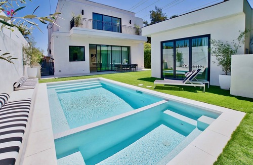 Beverly Grove Villa | MODERN HOUSE IN WEST HOLLYWOOD