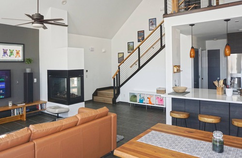 Warm Springs Cabin | Modern luxurious cabin in the mountains near Fairplay, CO