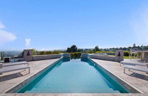 Trousdale Estates Villa | Modern Muse