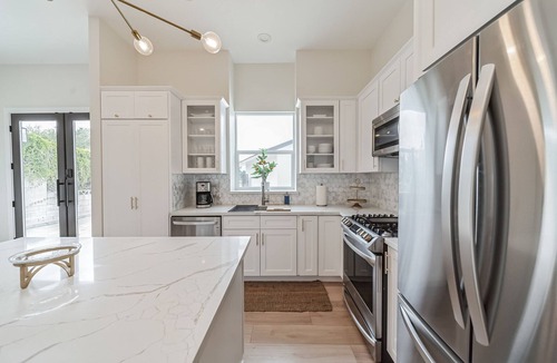 Claremont Cottage | Modern New Build 2B/2B in Charming Claremont for Exceptional Quality 10%Discount