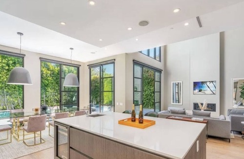 West Hollywood House | Modern West Hollywood Villa | 4 Bed | 4.5 Bath | Pool
