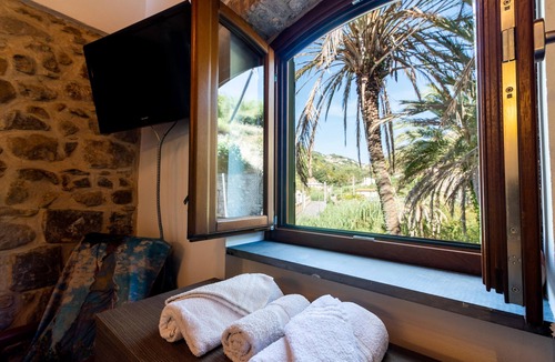 Bordighera Apartment | Monet House surrounded by nature and the sea