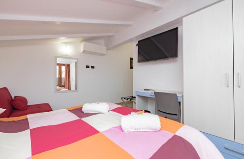 Cesate Apartment | MONOLOCALE A10 Arcobaleno - Mi Rho fiera