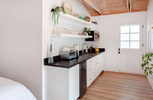 Montecito Cottage | Montecito Lemon Grove Cottage