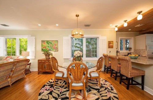 New Town House | Monthly rental-1 level, 4-bed, 3 bath, quiet home, private sunny pool, parking