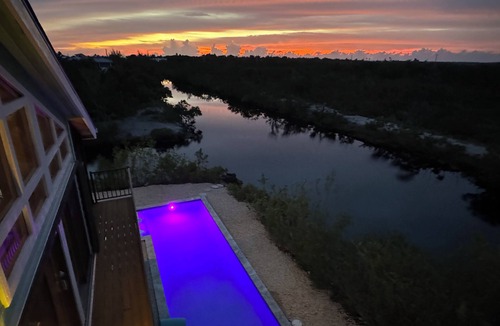Port Pine Heights House | Monthly rental lap pool 40 ft dock wDavitz