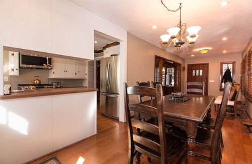 San Antonio Heights House | Mt. Baldy Cottage on Bear Creek in the Secluded Village of Mt. Baldy