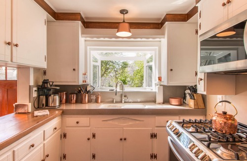 San Antonio Heights House | Mt. Baldy Cottage on Bear Creek in the Secluded Village of Mt. Baldy