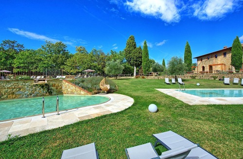 Simignano Apartment | Mulignone 13 - Apartment with pool