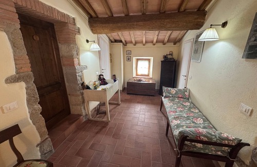 Torniella Apartment | Narciso Dei Poeti – Deluxe Double Room with Valley-View Balcony and Wood Fireplace
