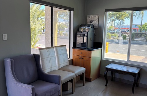 Garden Grove Hotel | National Inn Garden Grove