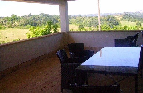 Montopoli di Sabina House | Nature and music in the Sabine countryside