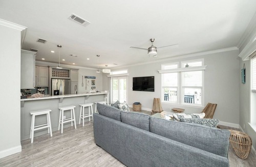 Summerland Key House | NAUTICAL NEST - 3-bedroom canal front tranquil home on Summerland Key with AC