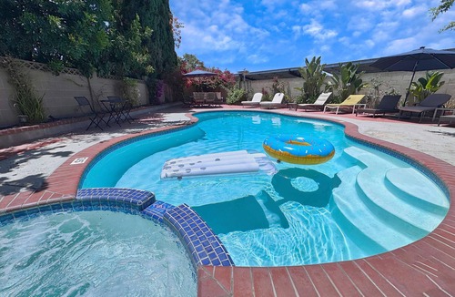 Hermosa Village Villa | Near Disneyland, 6BR, 4BA, Pool/Hot Tub, 3300 sqft