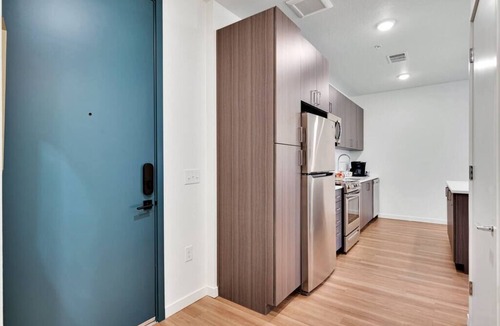 Jewell Heights - Hoffman Heights Apartment | New 1B1B Apartment Steps From Top Hospital