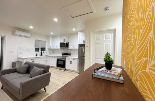 Riverside Apartment | New: Charming guest suite by UCR, Downtown & plazas