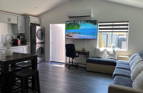 Harbor Gateway North House | New, cozy unit with Private outdoor area Fire Pit