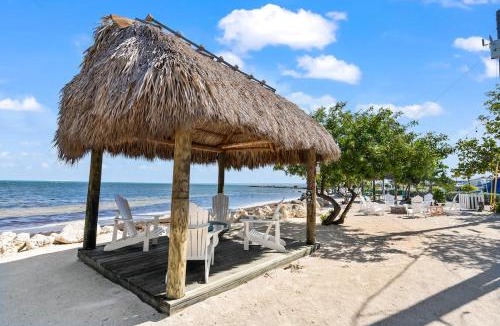Key Largo Apartment | New! Key Largo Costal Villa 2 Kings Masters, Marina, Pool & Pickleball