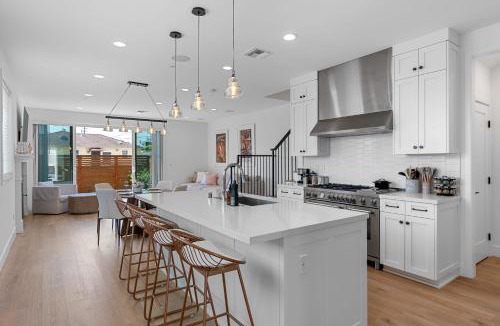Mid City House | New Listing Mid-City luxury living Villa